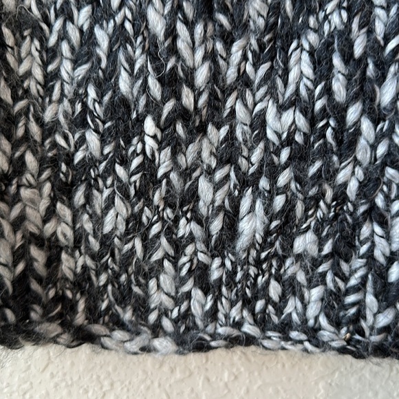 I.N.C. International Concepts Chunky Knit Turtleneck Sweater Size Medium - Picture 5 of 11